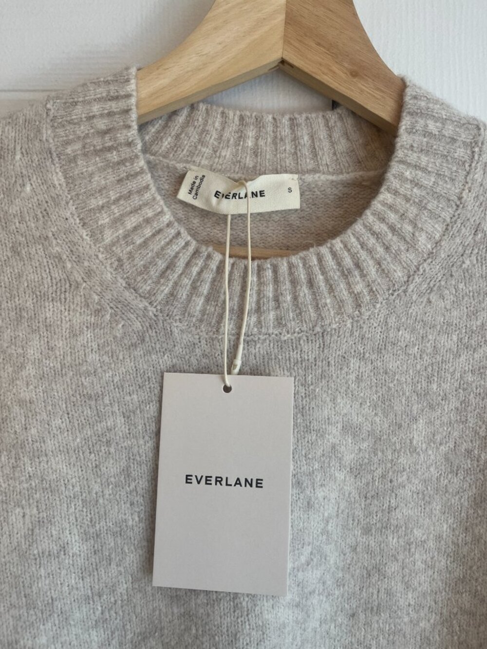 NWT Everlane The Cloud Crewneck Sweater - Alpaca Blend-  HEATHERED OAT- Small